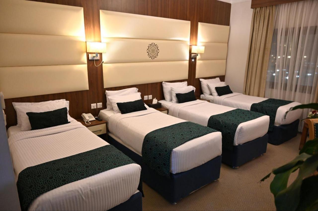 One Inn Hotel Medina Eksteriør bilde