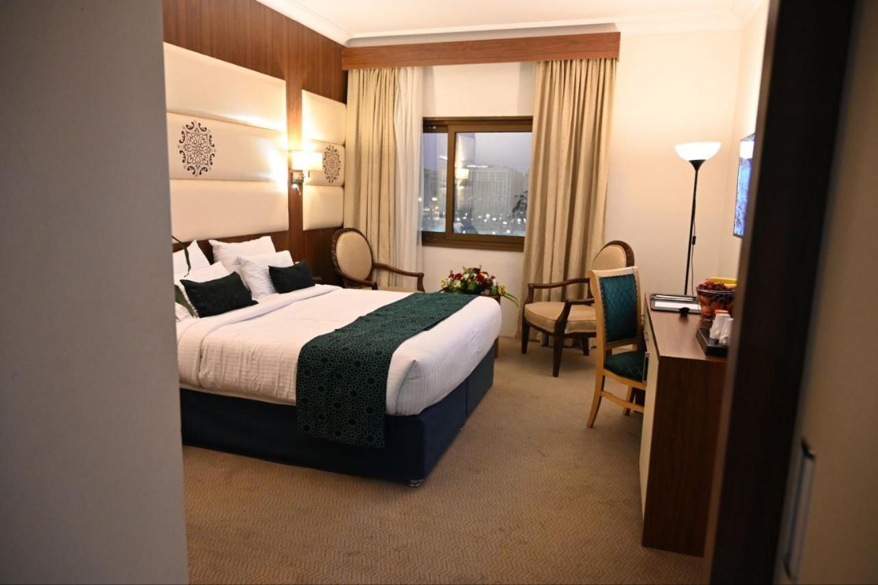 One Inn Hotel Medina Eksteriør bilde